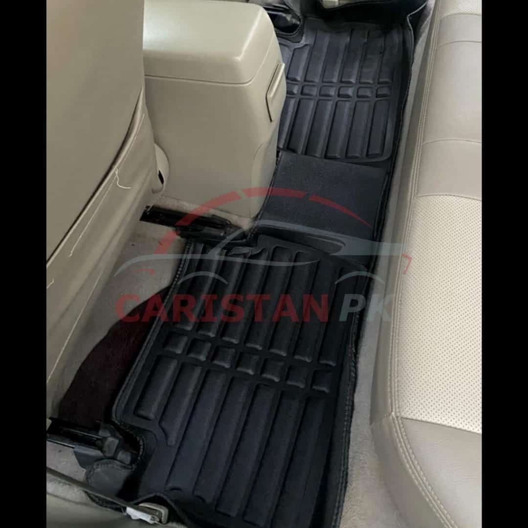 Toyota Corolla 5D Floor Mats Black 2009-13