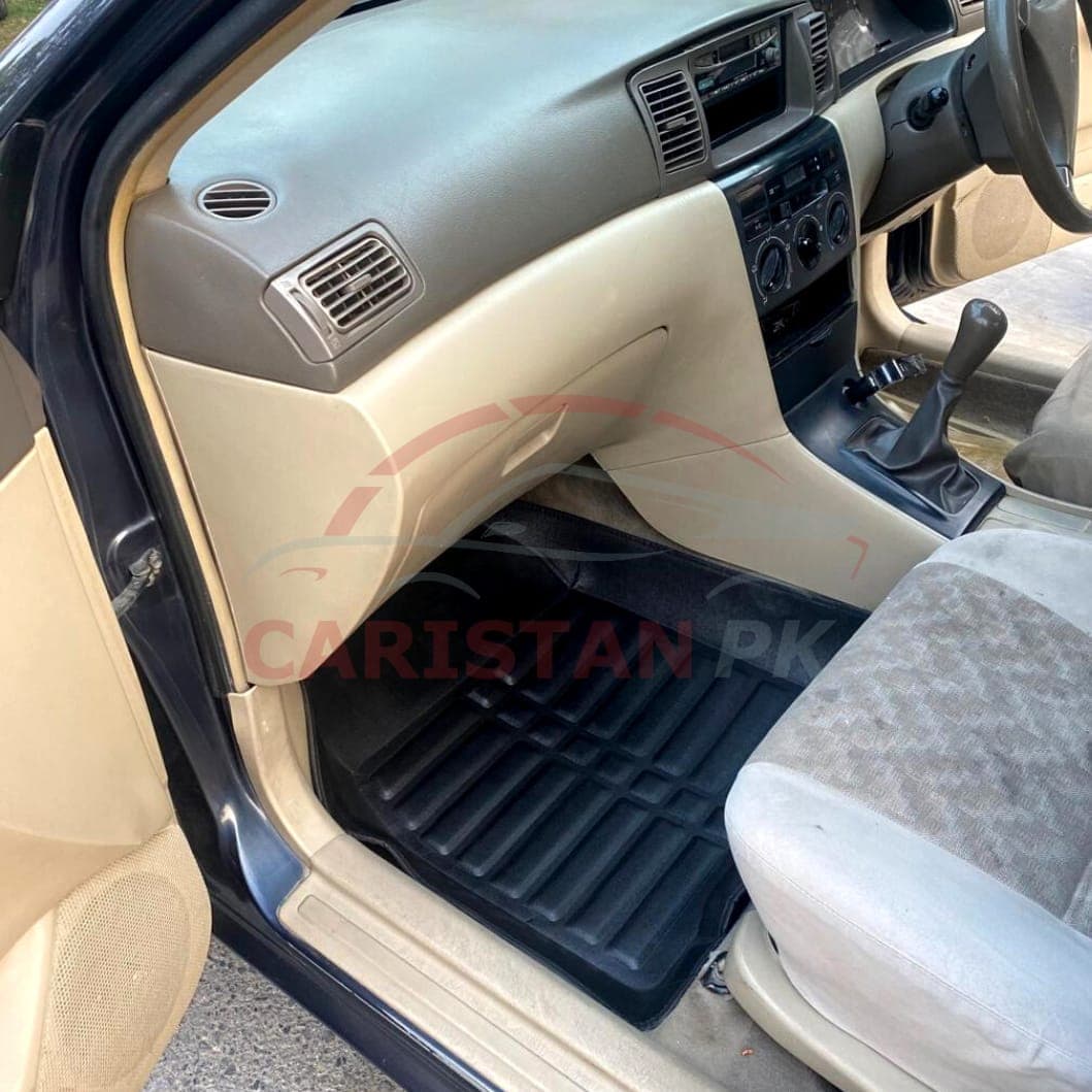 Toyota Corolla 5D Floor Mats Black 2002-08