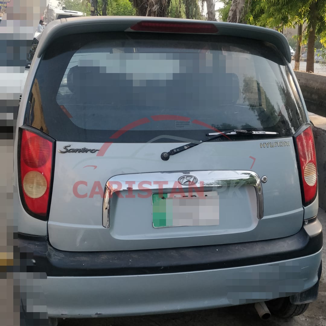 Unpainted Hyundai Santro Roof Spoiler With LED Light