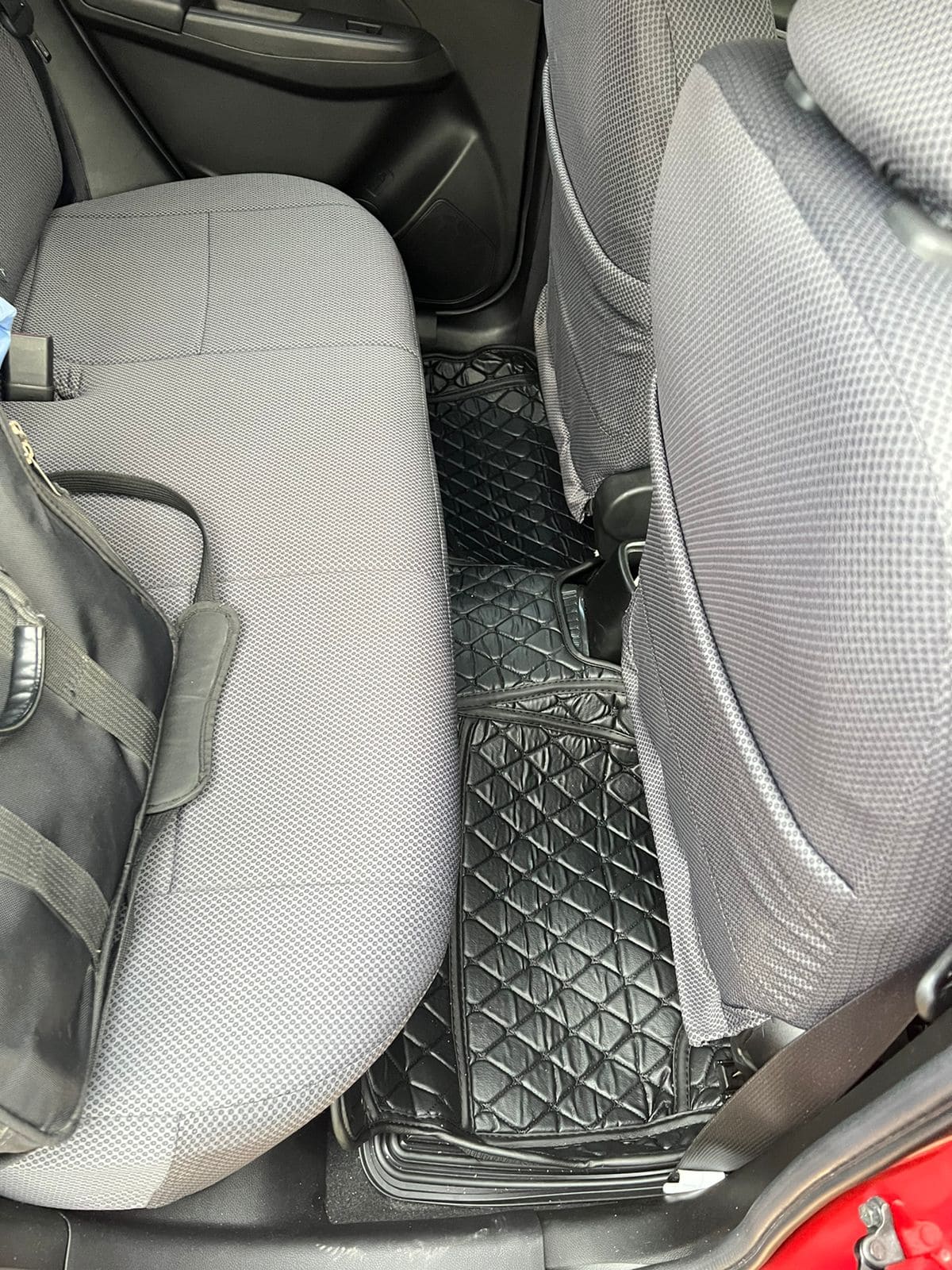 Suzuki Swift 7D Premium Floor Mats Black 2022 Model Onwards